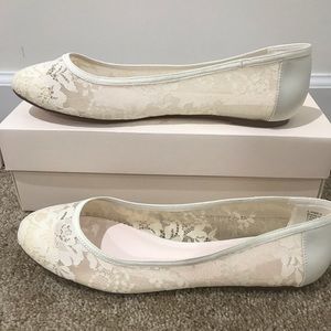 Melissa Sweet Ivory lace ballet flats